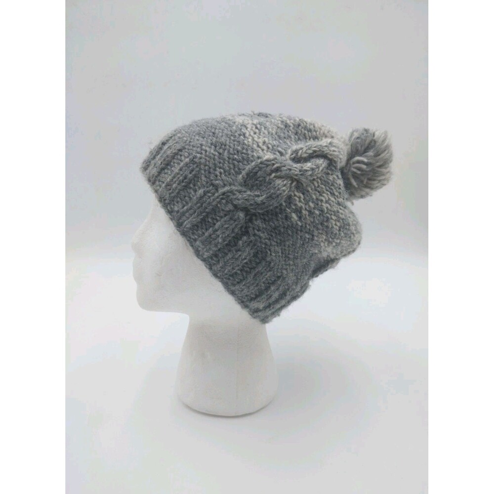 100% Wool Hat Beanie Pom Pom Made in Nepal Fleece Lining Gradient Gray